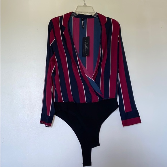 A beautiful bodysuit shirt. - Picture 1 of 8